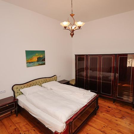 Rezis Sweet Home Tbilisi ภายนอก รูปภาพ