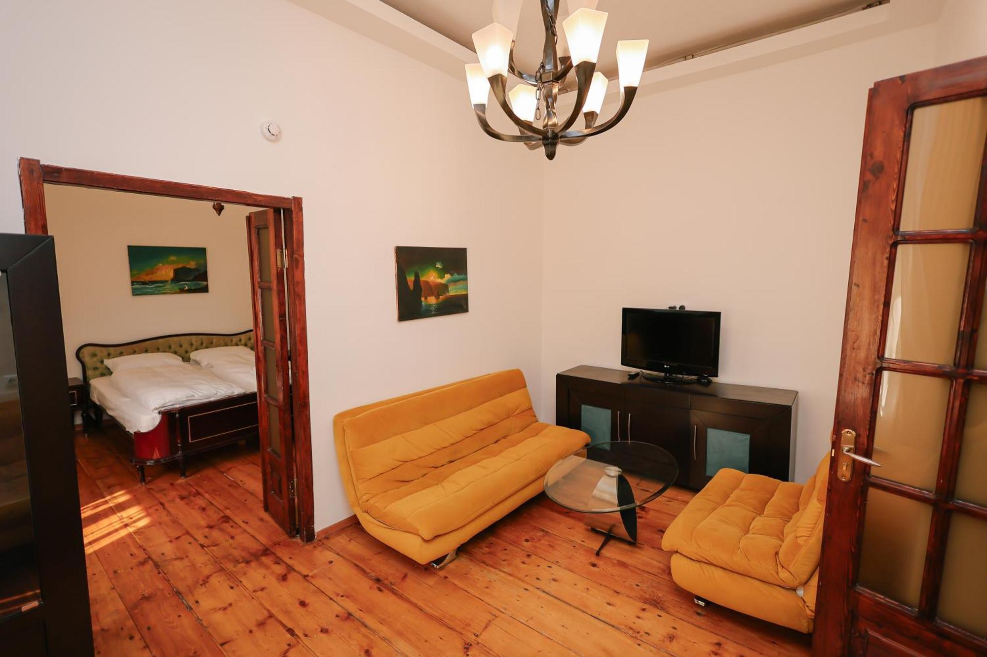 Rezis Sweet Home Tbilisi ภายนอก รูปภาพ