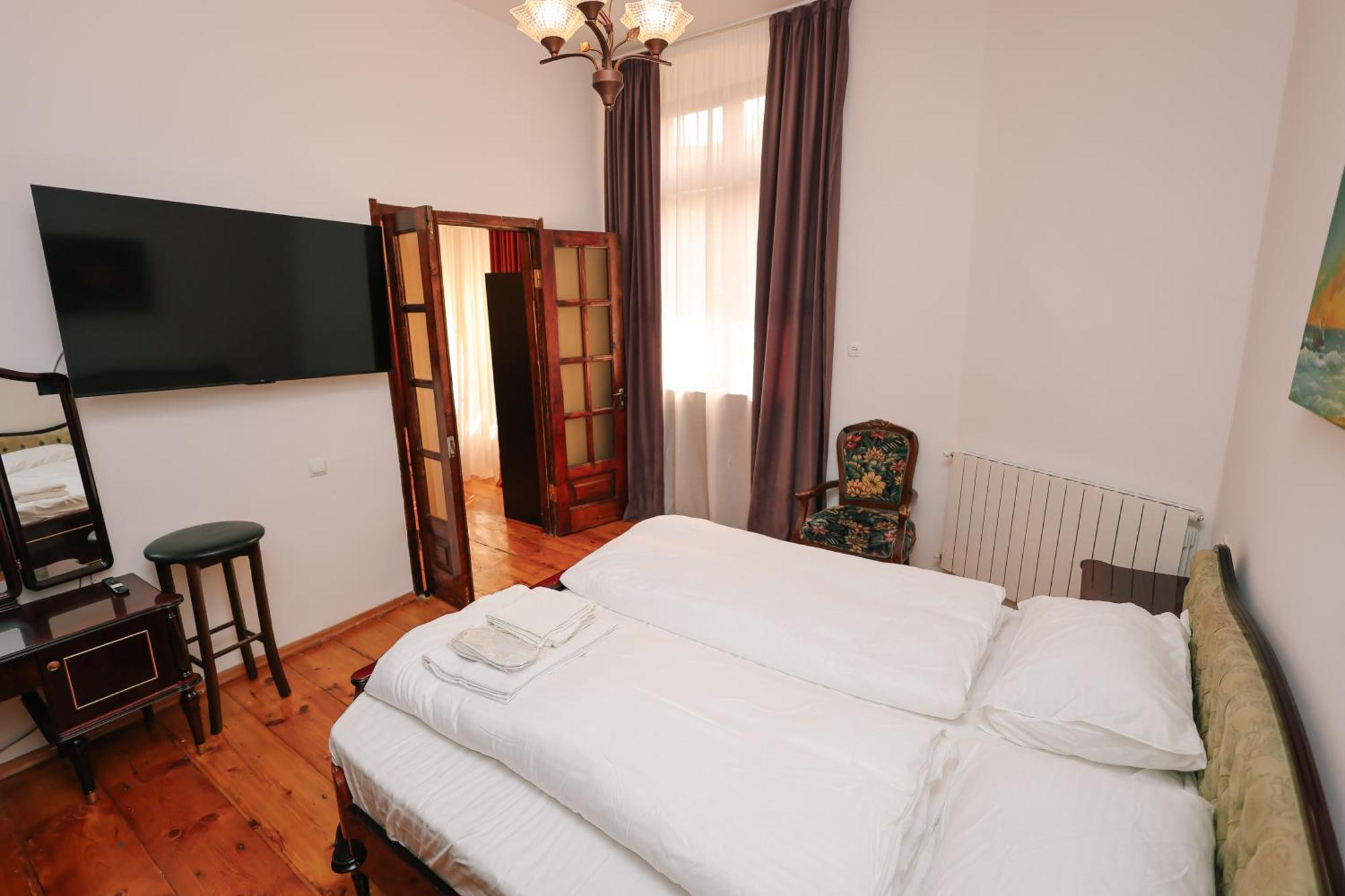 Rezis Sweet Home Tbilisi ภายนอก รูปภาพ